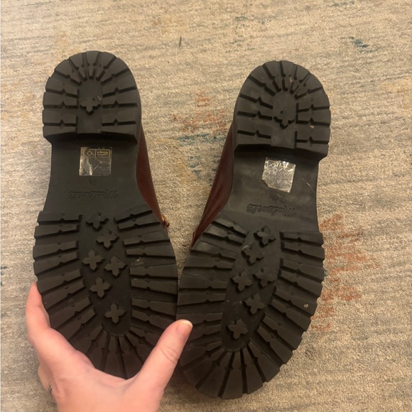 Madewell Brown/ Red Loafers size 6.5 - Picture 3 of 5